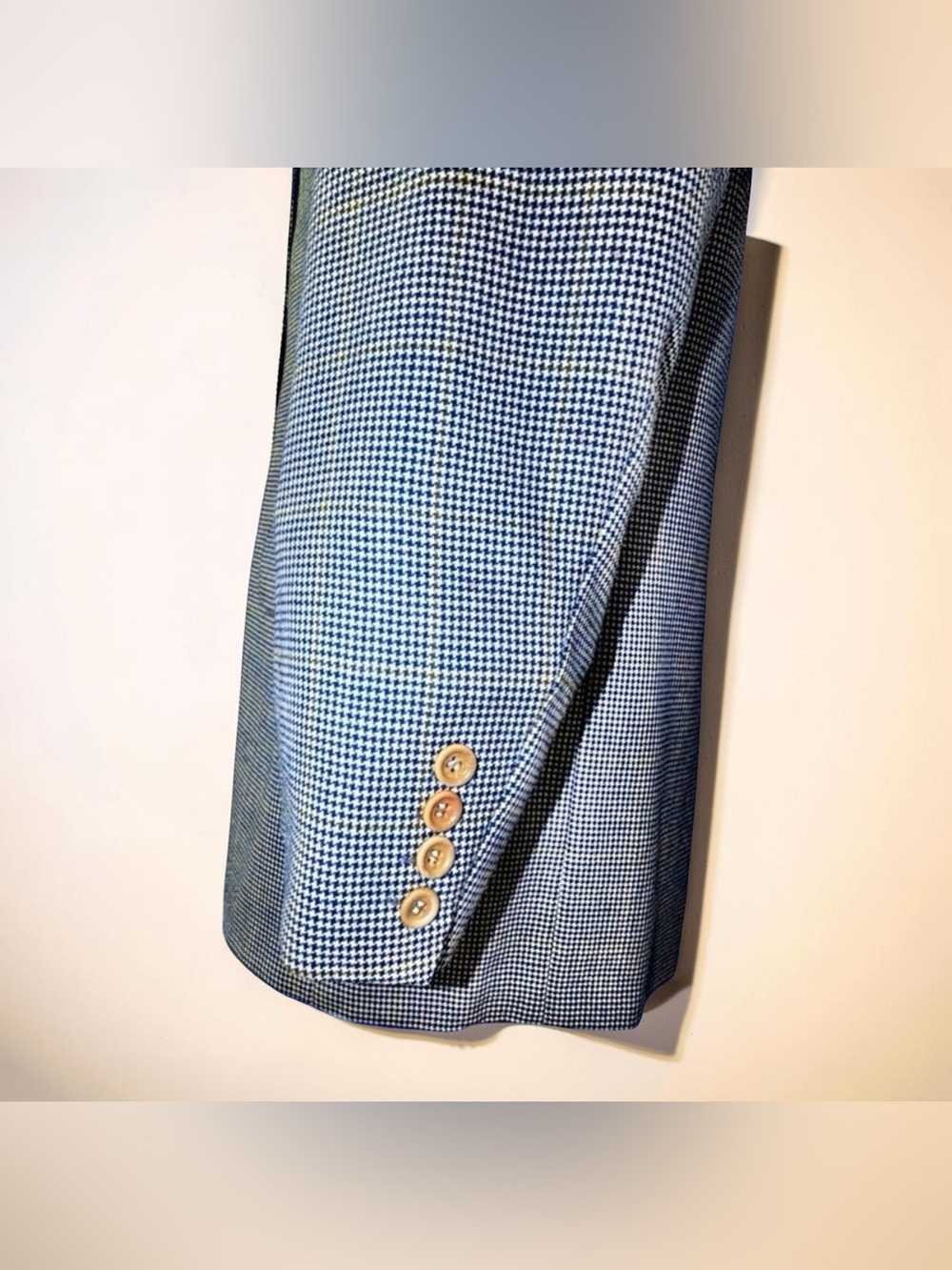 British American House “Delon” 100% Wool Micro Houndstooth Blazer 38R - Picture 11 of 14